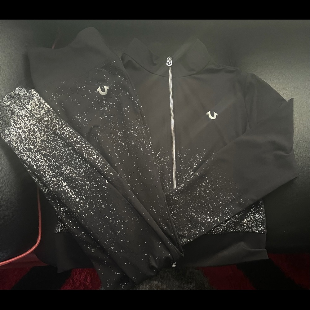 2piece true religion outfit